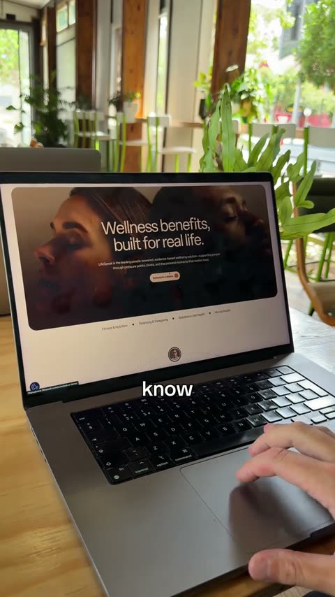 Unknown TikTok ad — peak attention frame