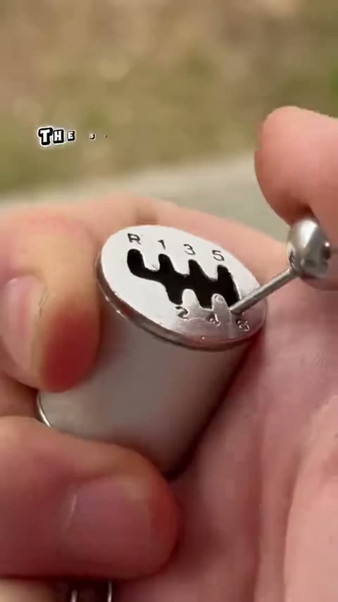 Unknown TikTok ad — peak attention frame