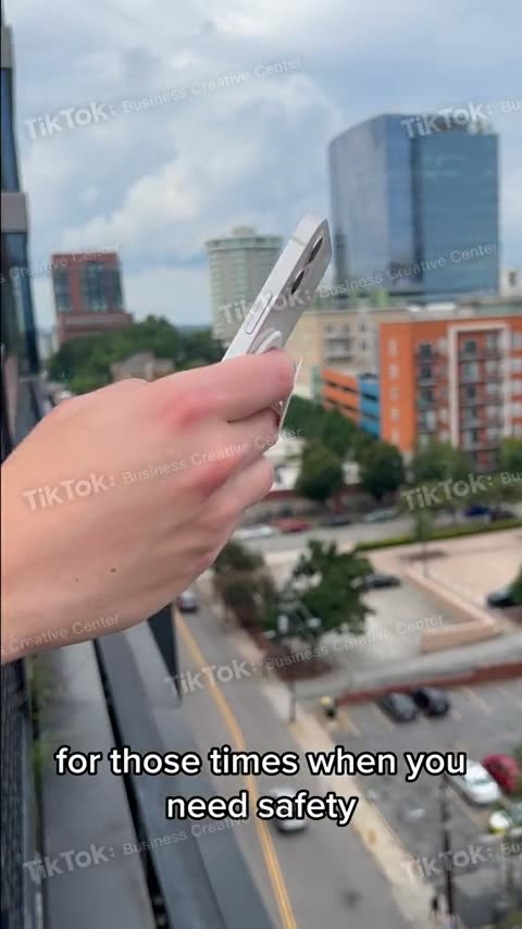ohsnap TikTok ad — peak attention frame